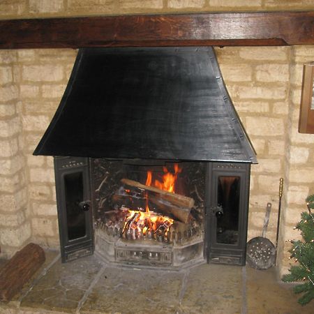 The Chequers Inn Cassington Dış mekan fotoğraf