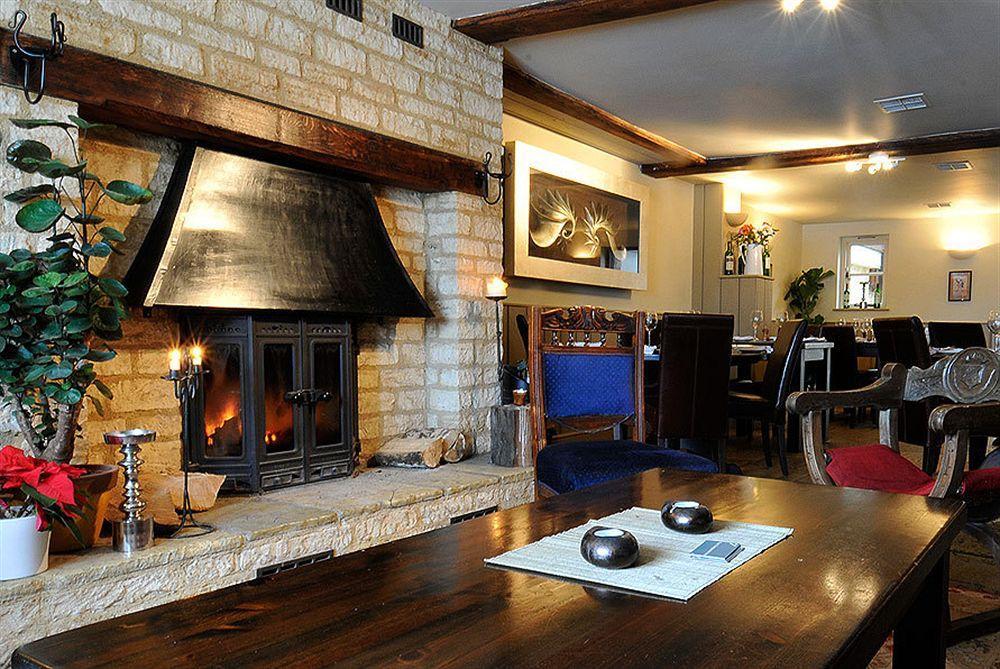 The Chequers Inn Cassington Dış mekan fotoğraf